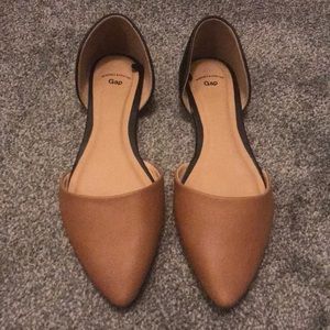 NWOT Gap Black / Cognac Flats